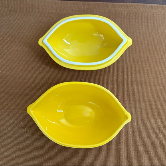 kate spade “With a Twist” - Picture 5 of 9